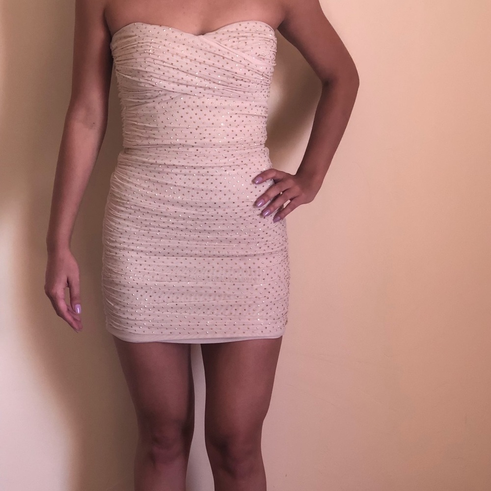 Bebe strapless cream dress